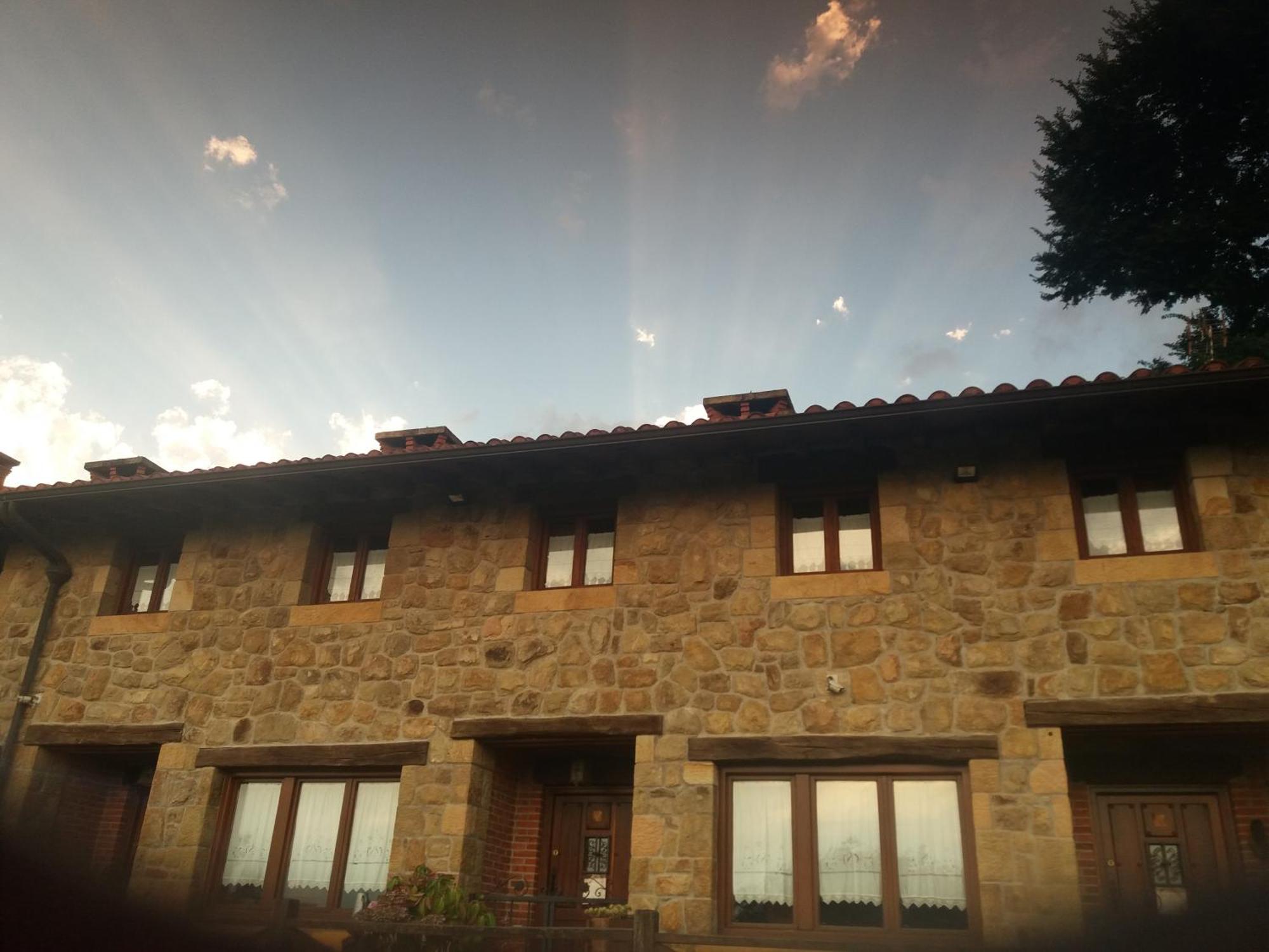 בית הארחה San Bartolomé de Meruelo 	Fuente De Gueelo מראה חיצוני תמונה