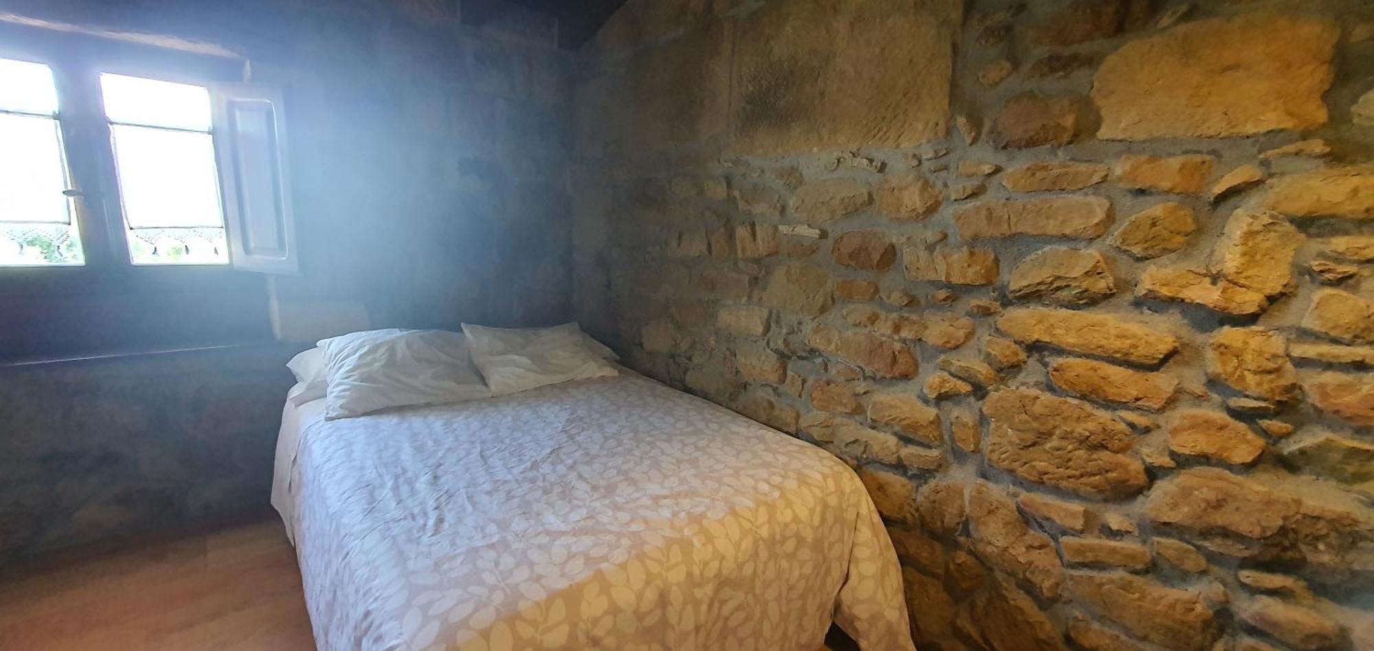 בית הארחה San Bartolomé de Meruelo 	Fuente De Gueelo מראה חיצוני תמונה